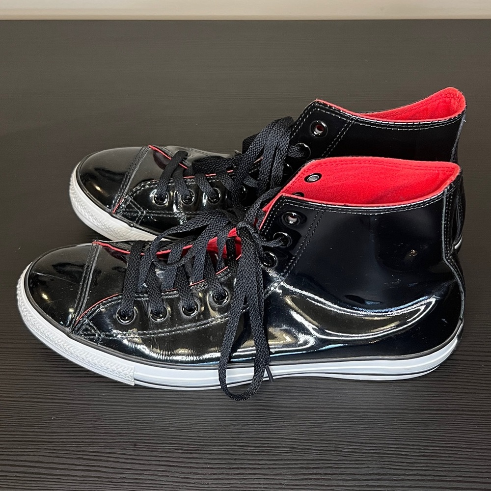 Men’s Converse Chuck Taylor All Star Patent High Black size 10.5